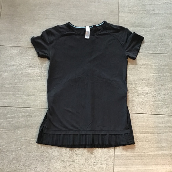 Ivivva Black Shirt Size 14 - Picture 1 of 3